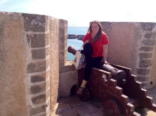 Me with a cannon in the Portuguese city in El Jadida.